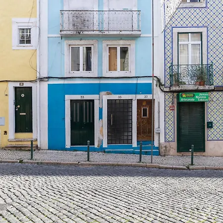 Апартаменты Delightful & Quirky With River Views Лиссабон