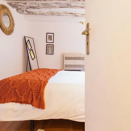 Apartment Delightful & Quirky With River Views