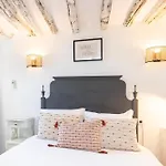 Delightful & Quirky With River Views * Lissabon