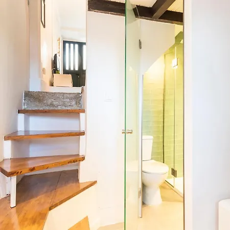 דירה Delightful & Quirky With River Views ליסבון